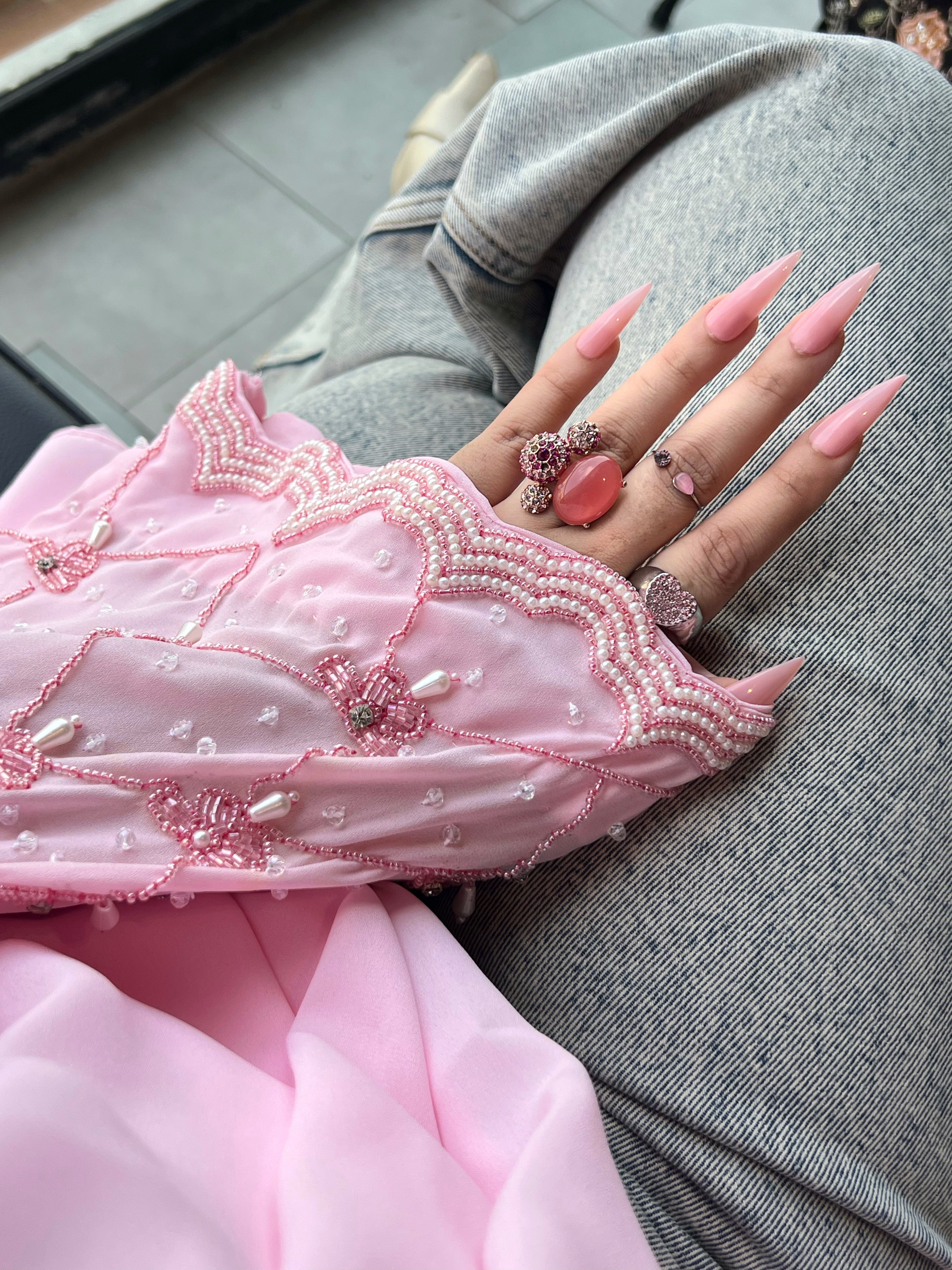 Barbie Abaya🩷